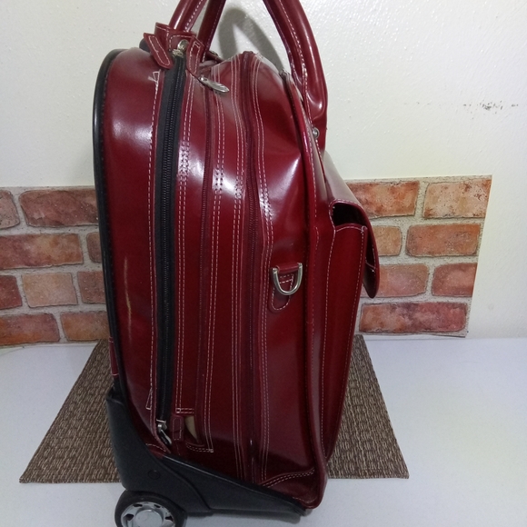 McKlein Leather Rolling Travel Laptop Carry-On Luggage Bag 👜 Zippers & Storage! - Picture 3 of 12